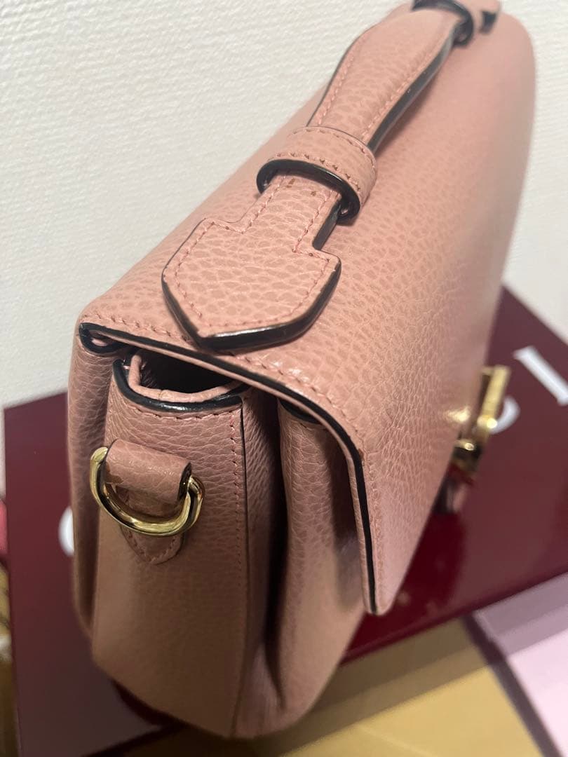 GUCCI ピンク レザー ハンドバッグ
