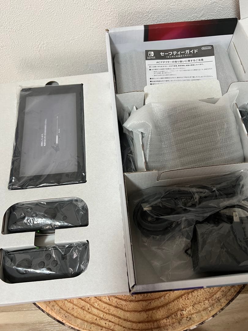 Nintendo Switch ニンテンドースイッチ本体　グレー②