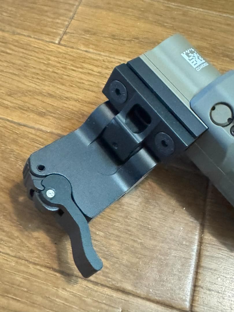Evolution Gear製 G33 マグニファイア レプリカ　イオテック