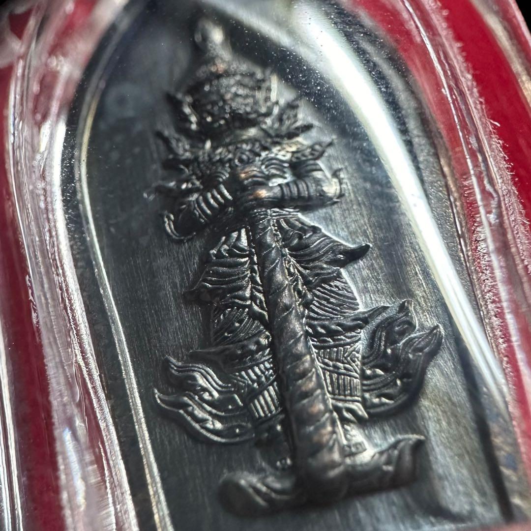 勅令 巨富の神 タオウェスワン 金運到来と開運必死の縁起物 プラクルアン