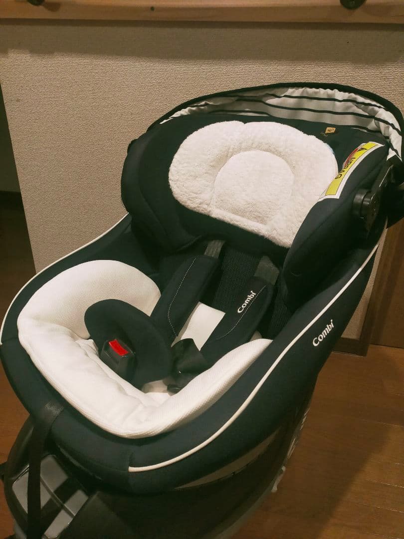 【未使用に近い】Combi クルムーブスマートJJ-600 ISOFIX 極美品