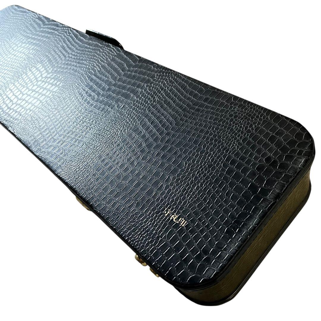 【美品】沖縄 三線 本蛇革 強化張り 黒塗り棹 蛇皮 ハードケース 爪 守礼印