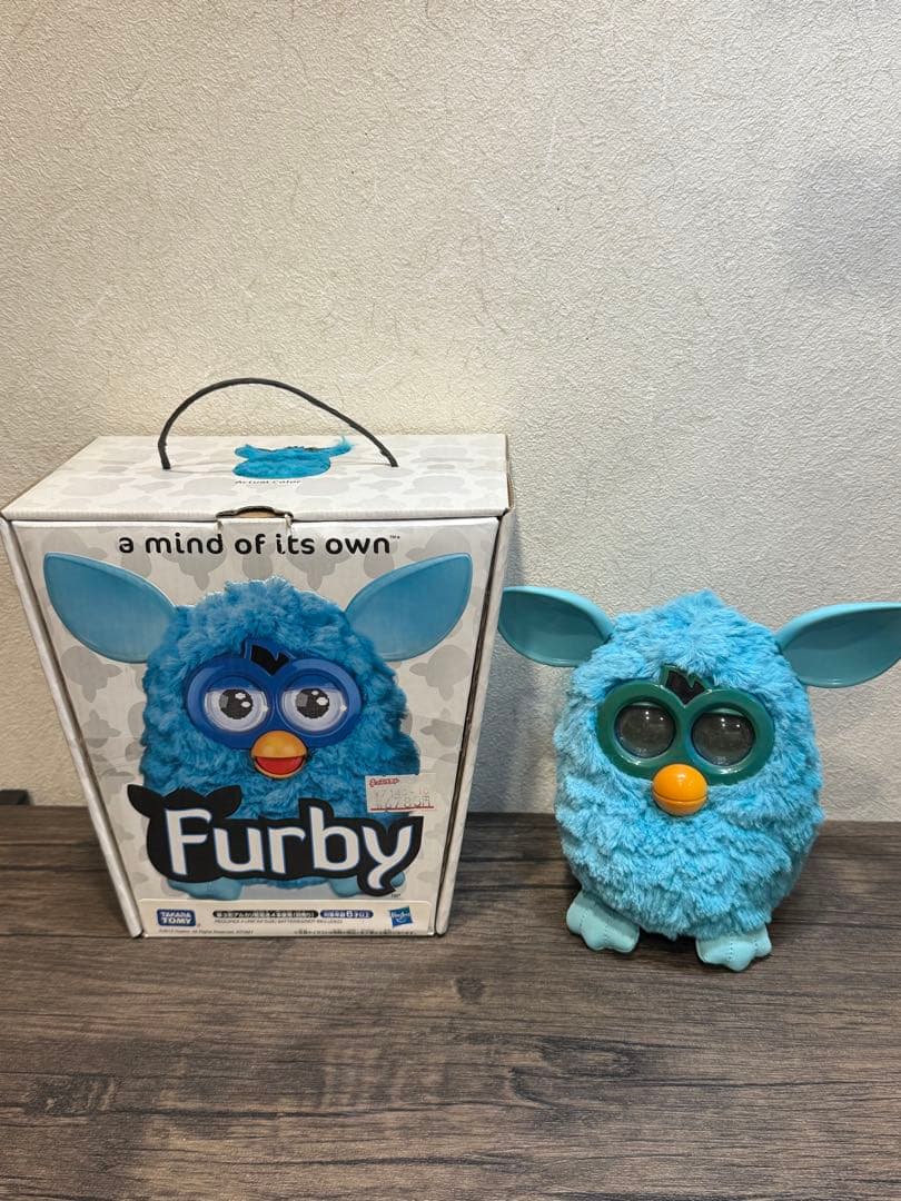 【未使用品】希少Furby ファービー(ソーダブルー) ぬいぐるみ　タカラトミー