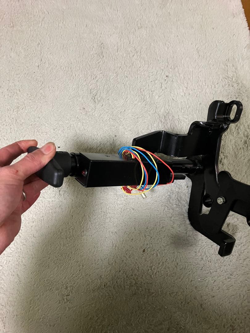 ブレーキペダルロック　ハイエース200系