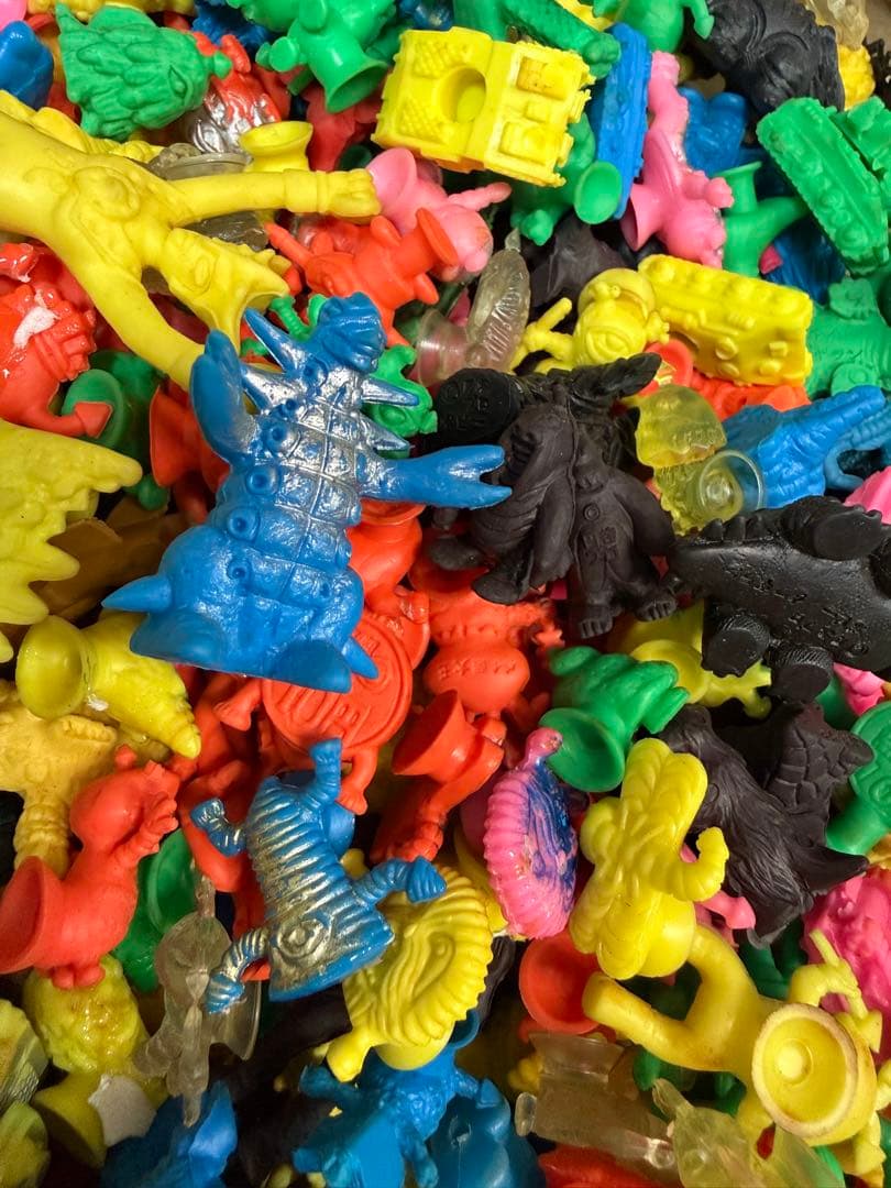 昭和レトロ 怪獣消しゴム 大量まとめ売り ウルトラマン 円谷 ゴジラ 当時物