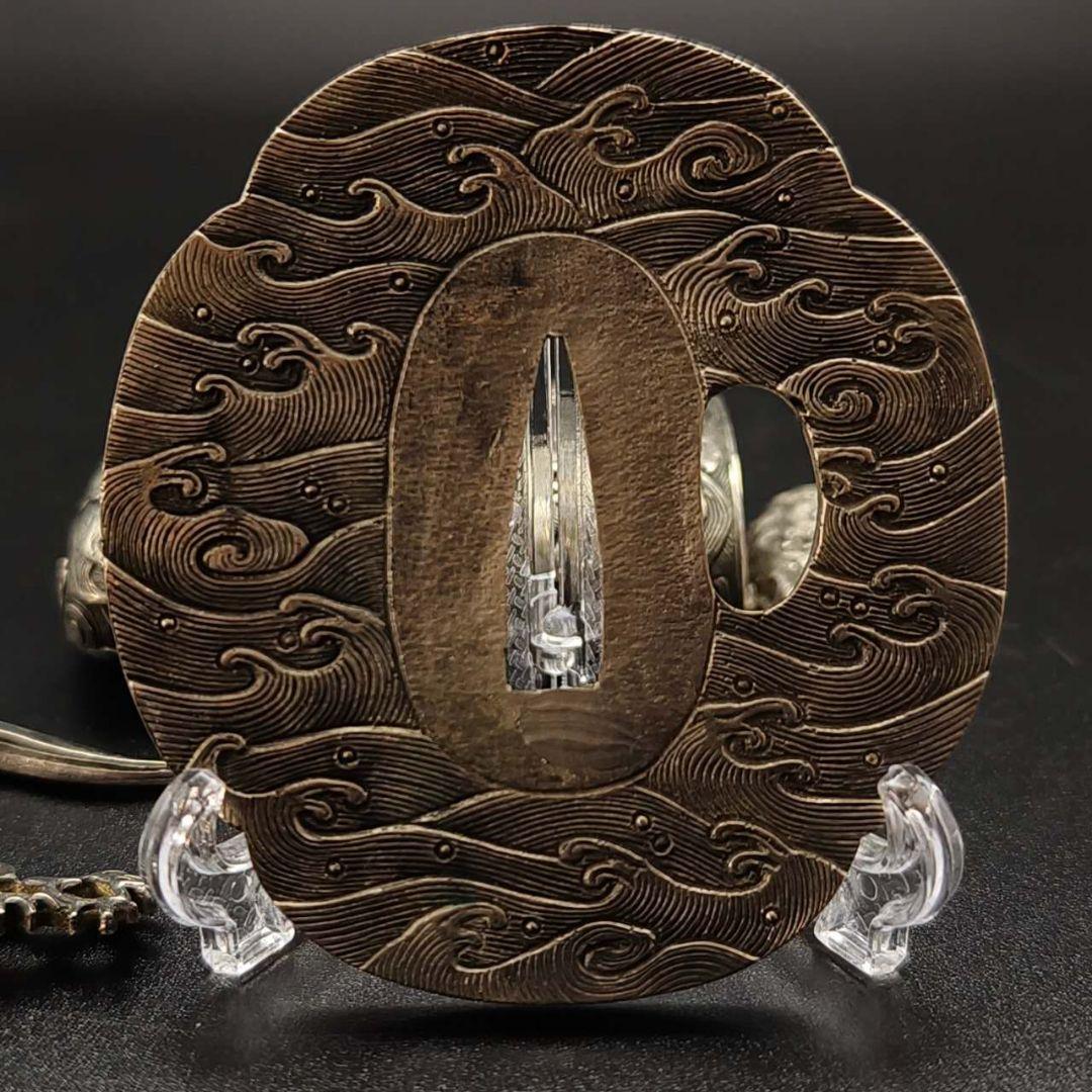 刀鍔　海波の図　縁頭　目貫　鐺　栗形　柄鞘一式金具　銅製　日本刀装具　刀剣美術