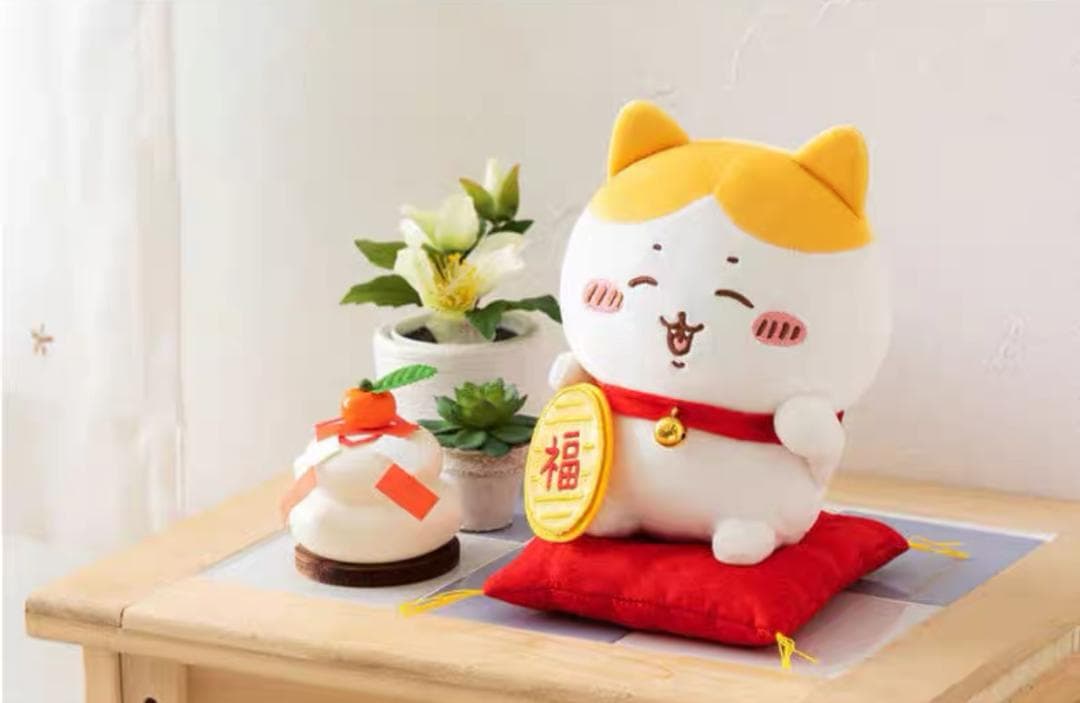 ちいかわハチワレ招福！招き猫ぬいぐるみ