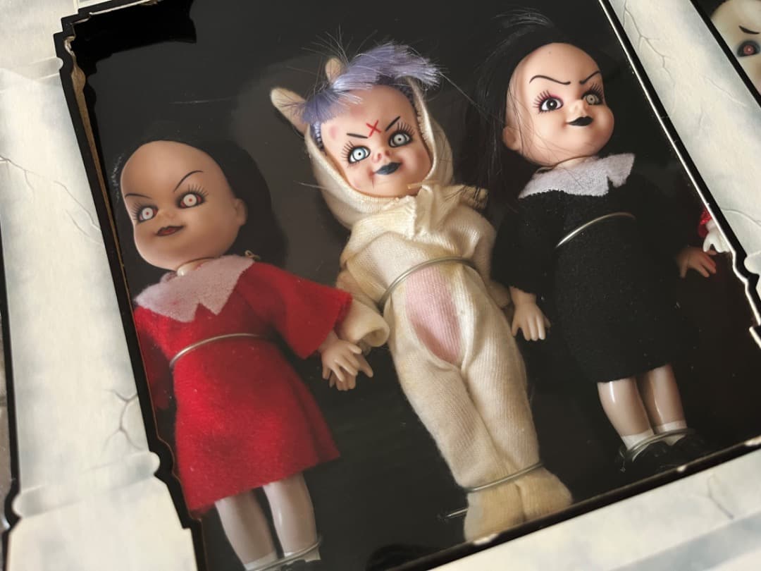 リビングデッドドールズミニ　シリーズ1　霊廟ボックス　7体セット