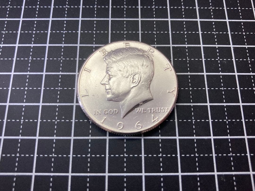 アメリカ》ケネディハーフダラー銀貨(1964年) - メルカリ