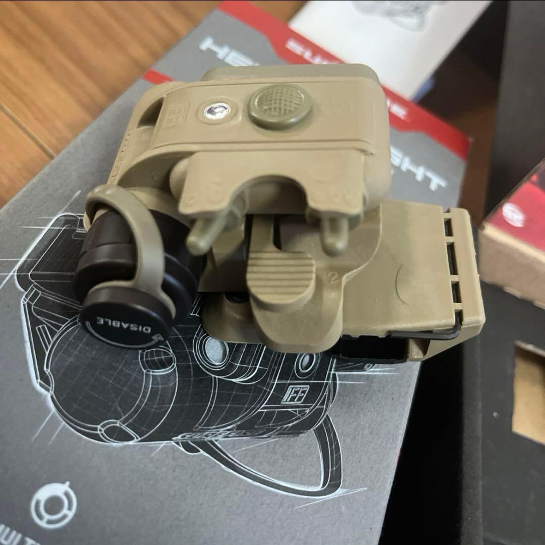 新品 米軍実物 SUREFIRE HELMET LIGHT HL1-A-TN 米軍放出シュア