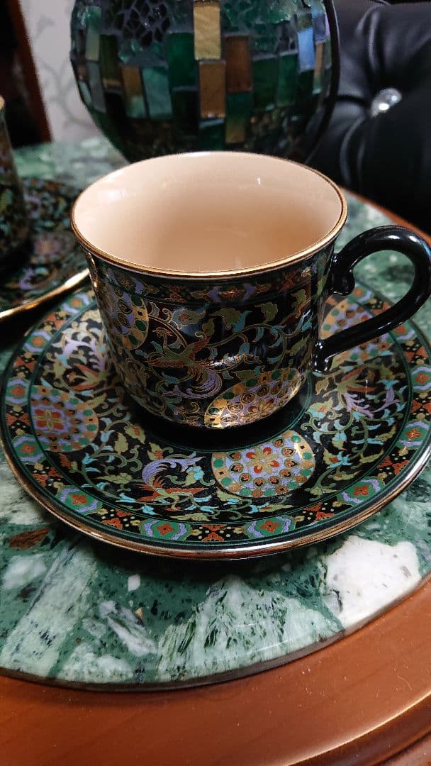 未使用！有田焼金襴手青藍窯カップ＆ソーサー2客セット