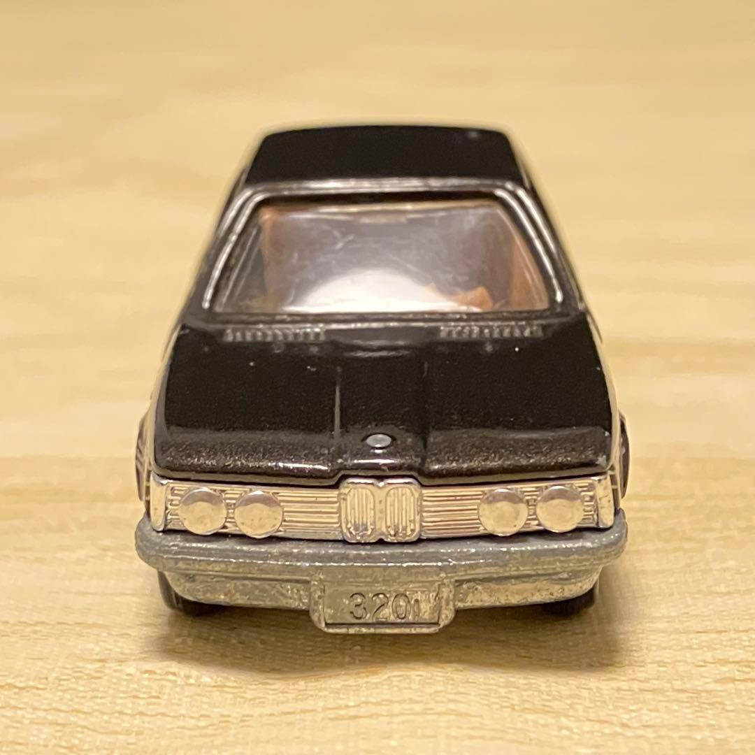 トミカ BMW 320i No.F45 1/62