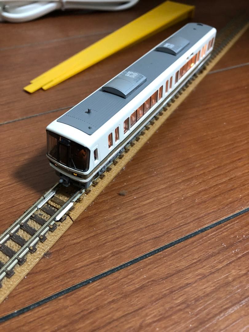 KATO 221系 直流近郊形電車 室内灯付き