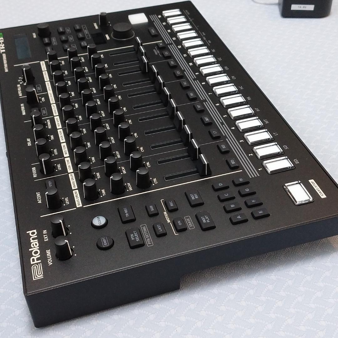【美品】Roland ローランド TR-8S リズムパフォーマー