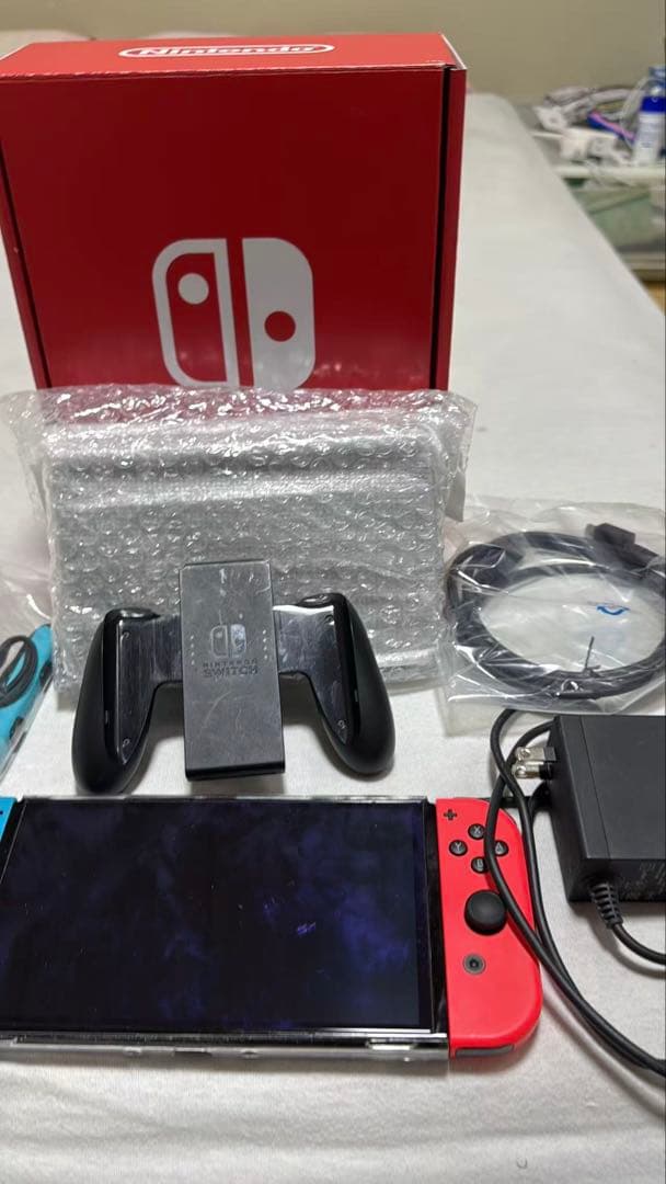 Nintendo Switch 有機ＥＬ ネオンレッド/ネオンブルー 本体