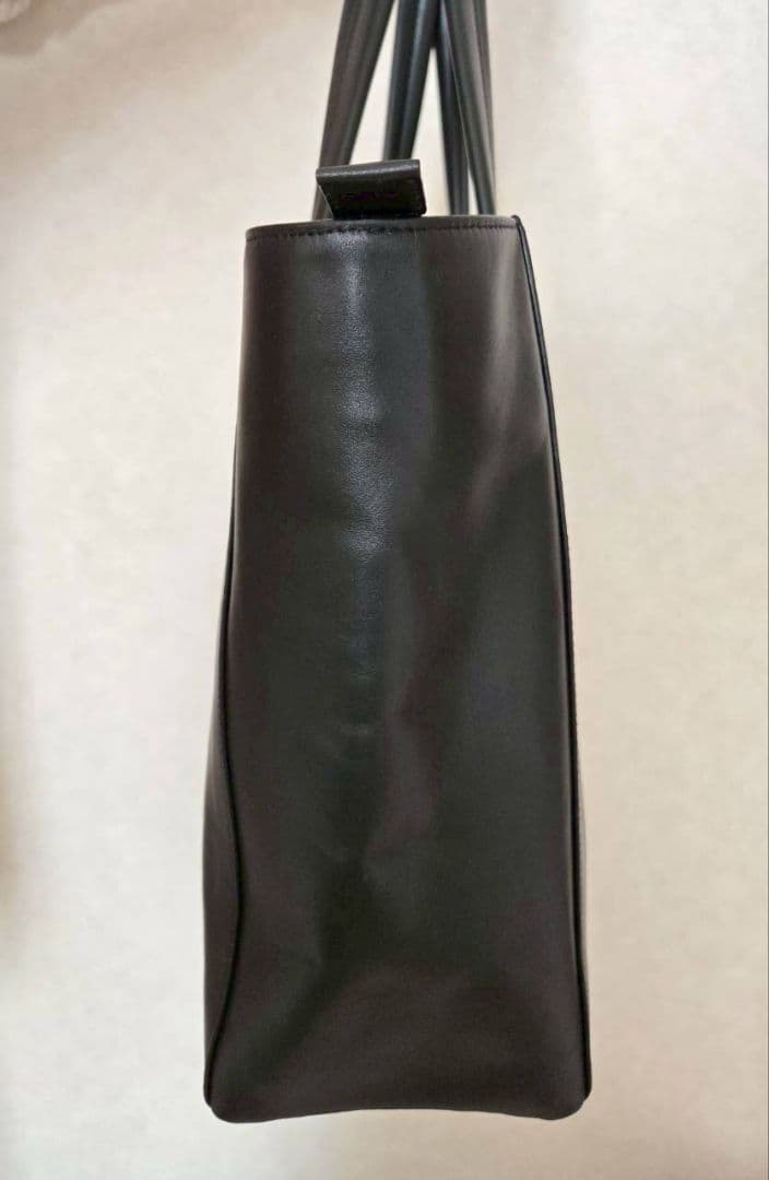 タケオキクチ　黒レザートートバッグ