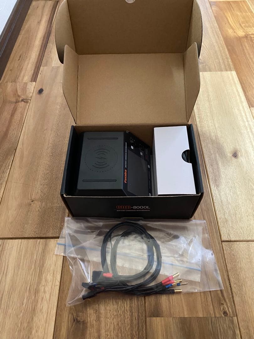 7*1様 新品　フタバ　CDR-8000L チャージャー　充電器　バッテリー