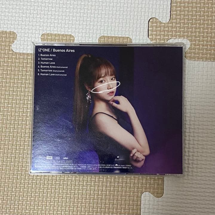 IZ*ONE ユリ チョユリ Buenos Aires CD サイン - メルカリ