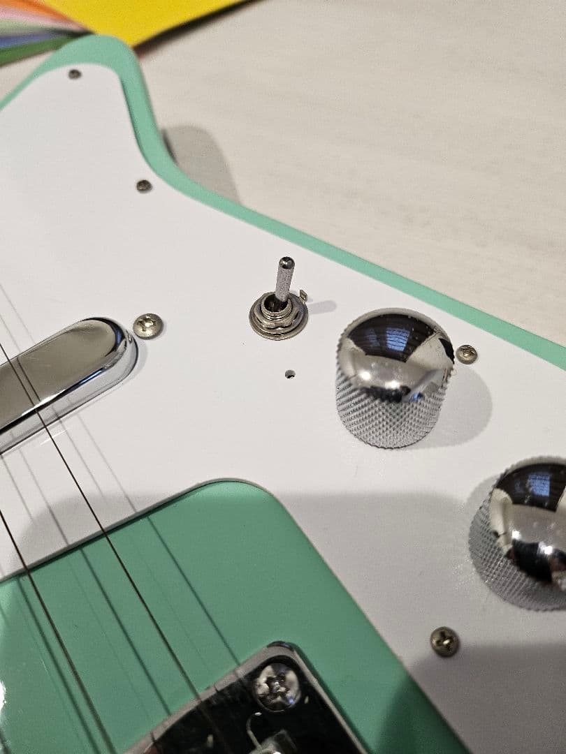 動作品 音だし○【Loog - エレキギター】ルーグ アンプ付きミニギター