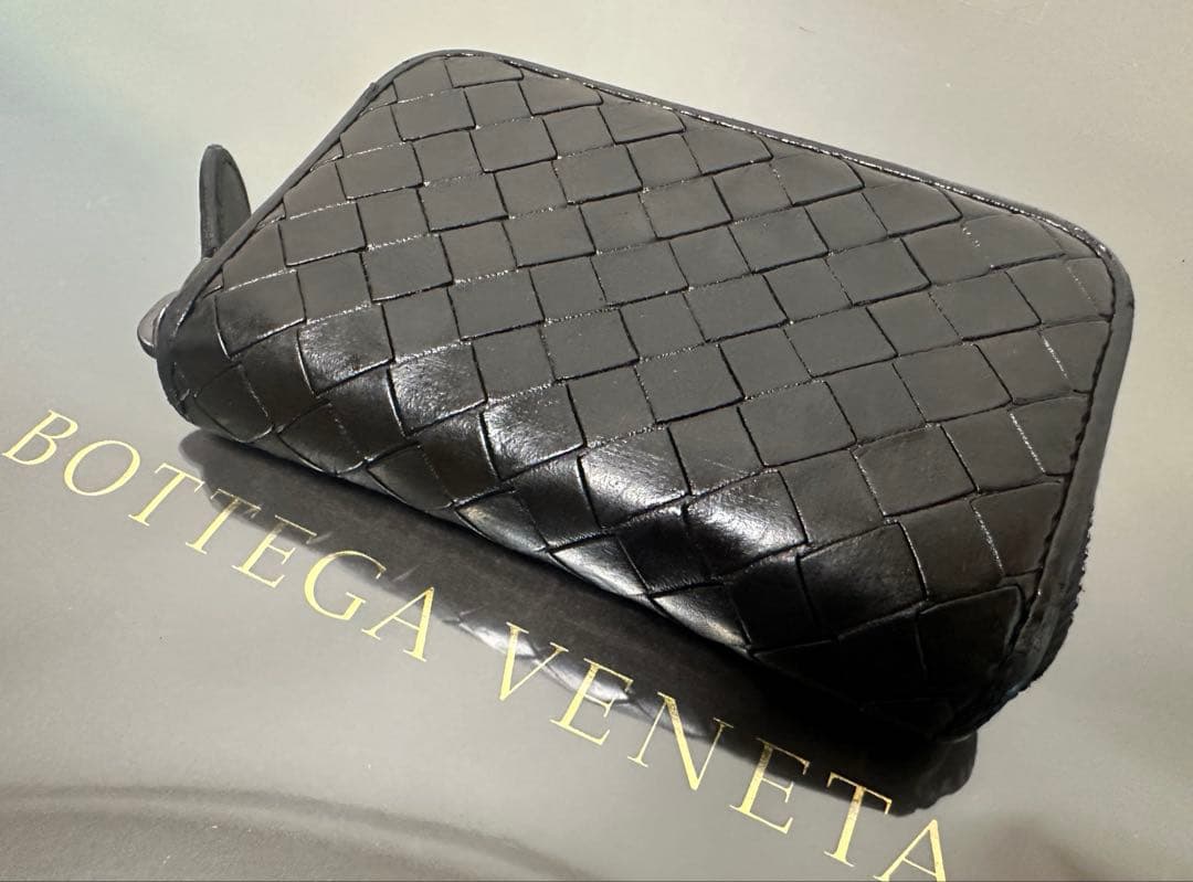 【美品】ボッテガヴェネタ イントレチャートケース/ラム/黒/4️⃣✨✨