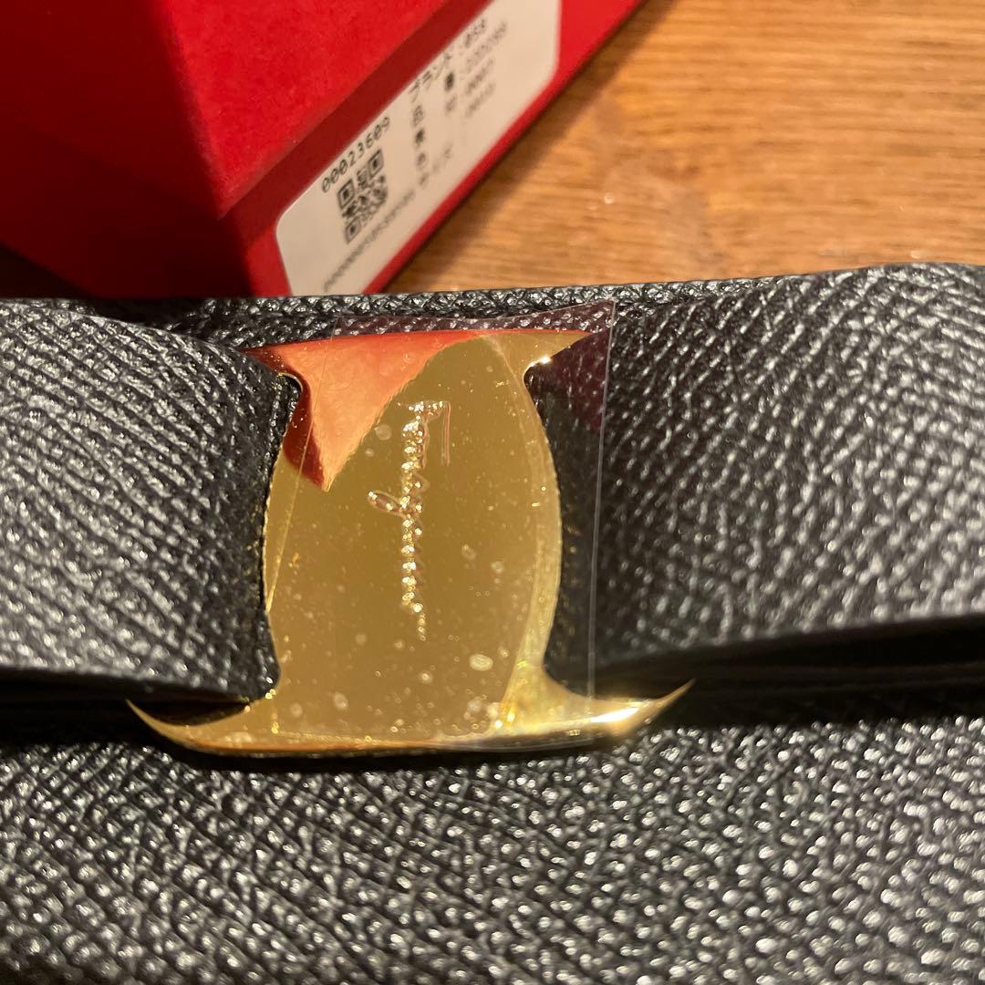 フェラガモ Ferragamo ヴァラリボン 財布 小銭入れ 新品未使用‼️