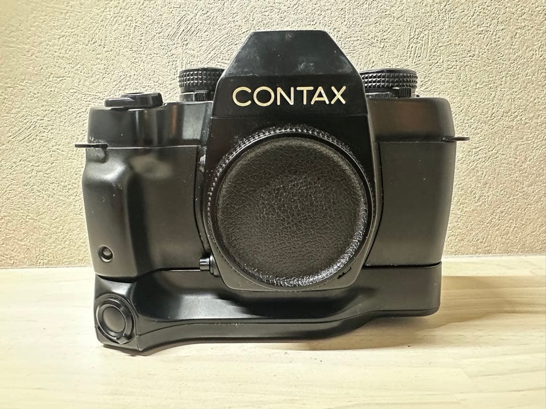 Contax ST ボディ contax p-7 バッテリホルダー Contax ST ボディ contax p-7 バッテリホルダー Contax P-7 Battery