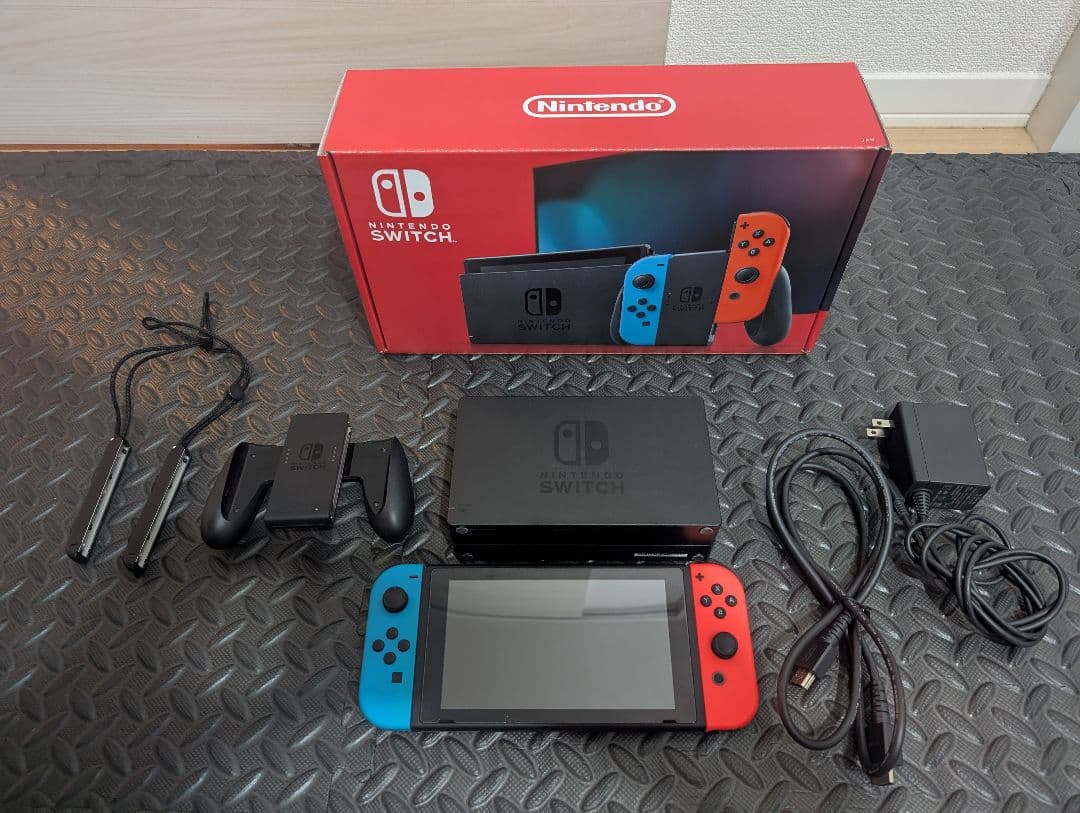 【美品】Nintendo Switch ネオンブルー/レッド 本体