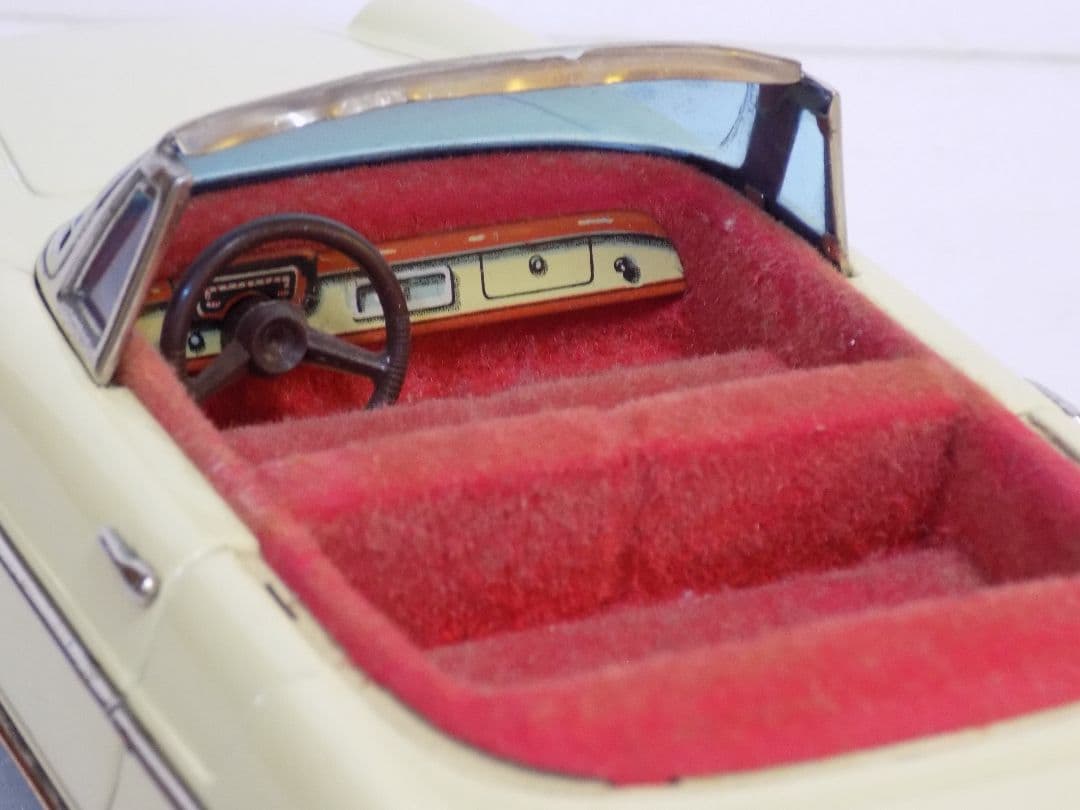 ✨️本日限定価格　アサヒ玩具 ブリキ【ルノー フロリード 】フリクション