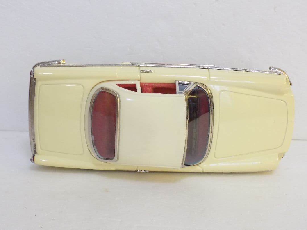 ✨️本日限定価格　アサヒ玩具 ブリキ【ルノー フロリード 】フリクション