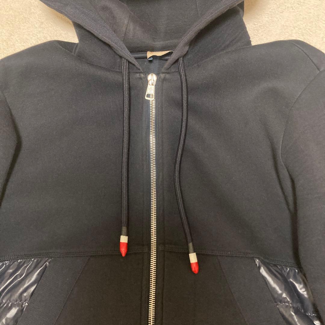 定価14万　MONCLER ネイビー フード付き ダウン　スウェットジャケット
