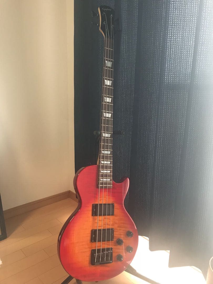 Sold items | bass, electric bass, luthier, online shop