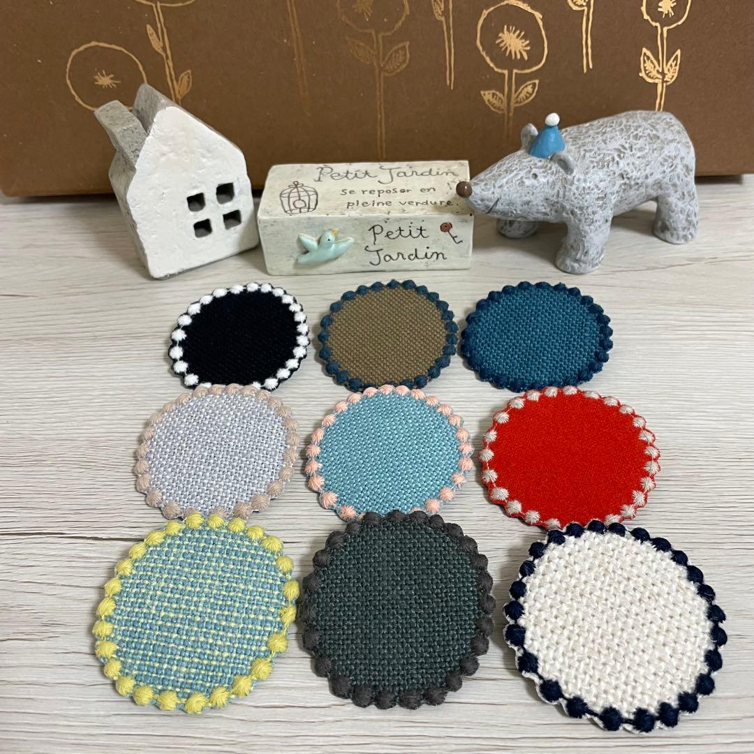 ミナペルホネン ハンドメイドブローチ＊2点選べるタンバリンブローチ