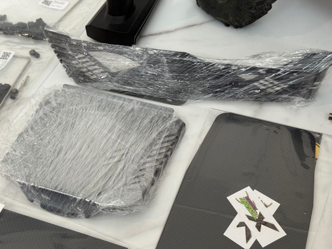 axial wraith レイス スーパーチャージャー付き+ 新品カスタムパーツ