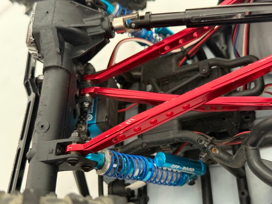 axial wraith レイス スーパーチャージャー付き+ 新品カスタムパーツ