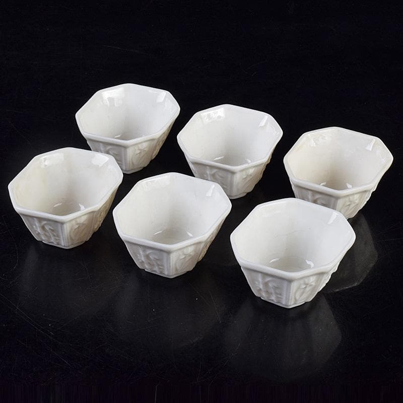 中国　徳化窯白磁　花刻　八角煎茶碗　六客　箱付　M　9027E