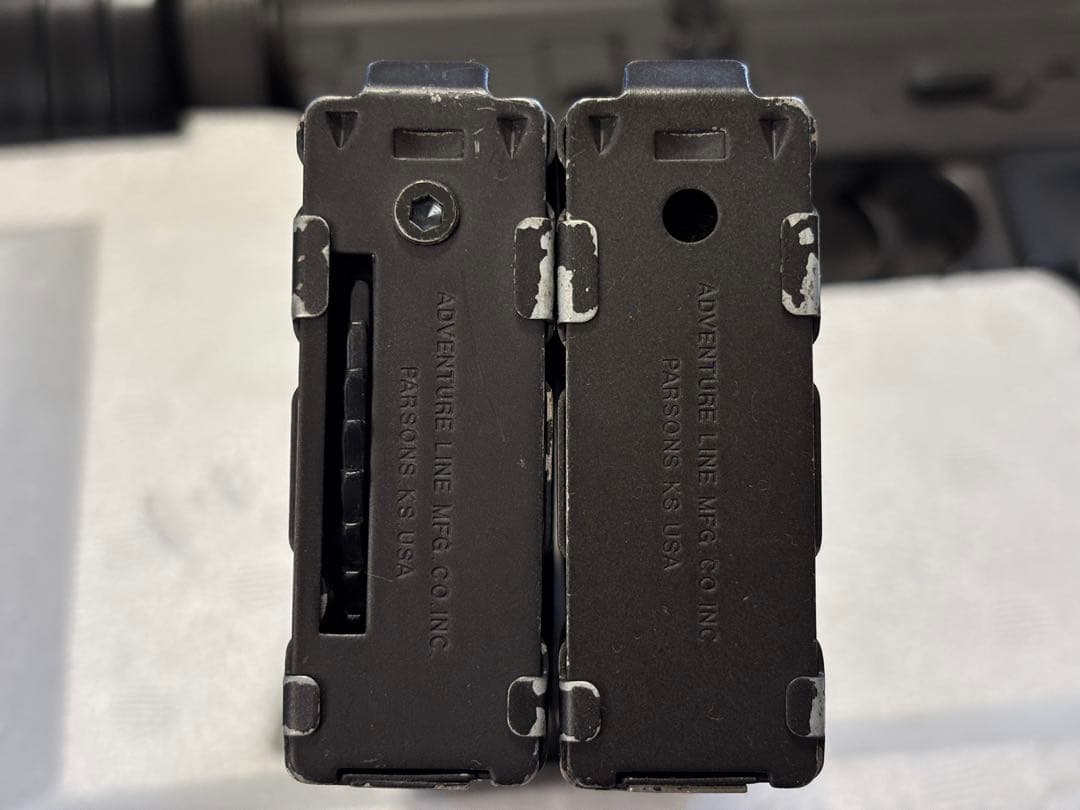 東京マルイ　M4A1 CARBINE 電動ガン スコープ、サブマガジン付き