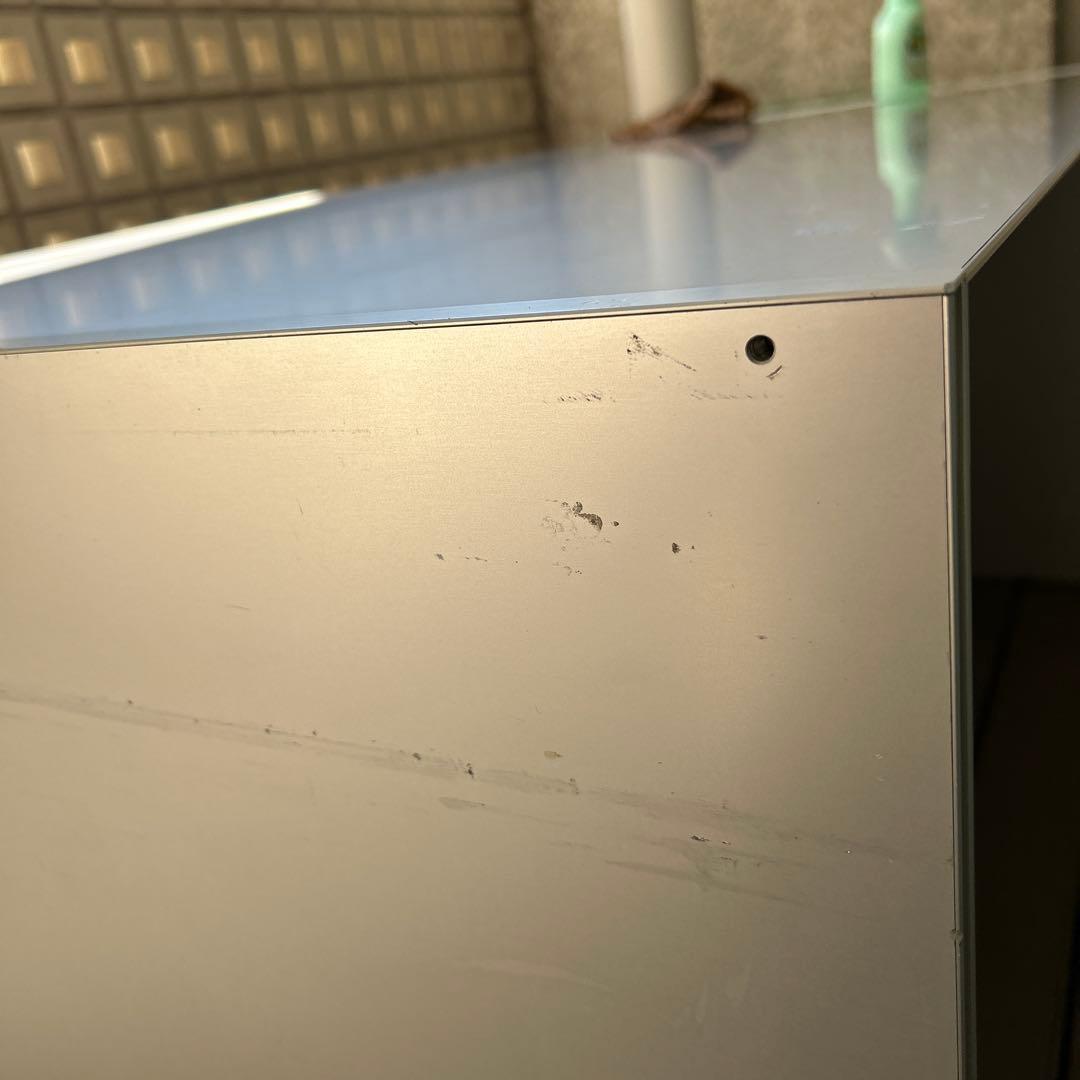 カッシーナ　イクシー　エアーフレーム