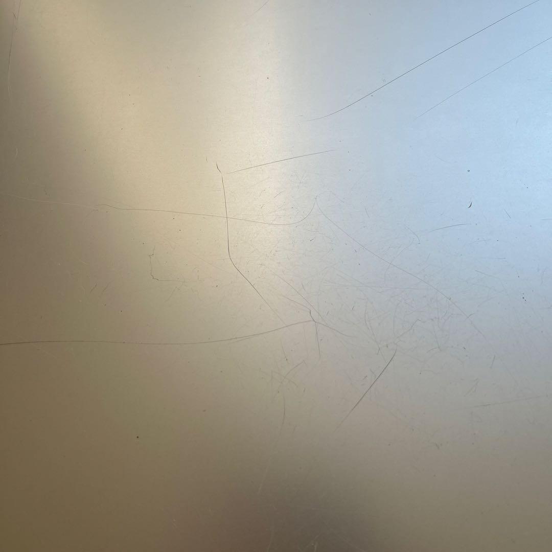 カッシーナ　イクシー　エアーフレーム