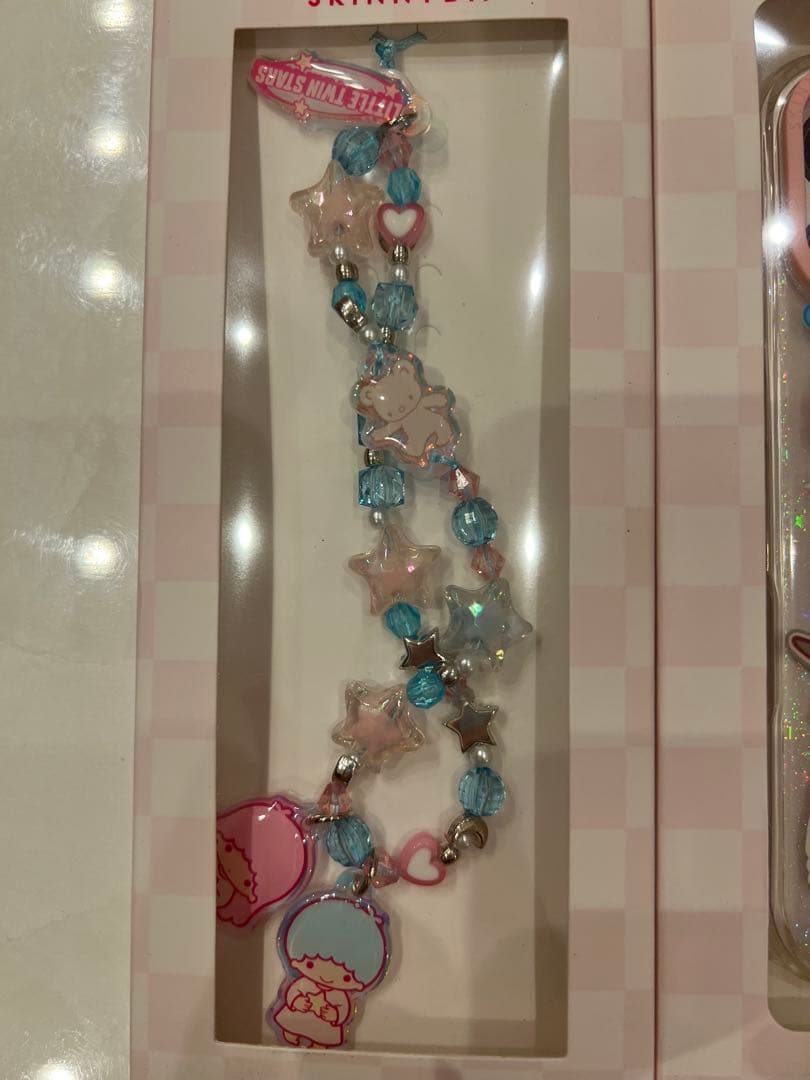 リトルツインスターズ SKINNY DIP 携帯ケース　iPhone16