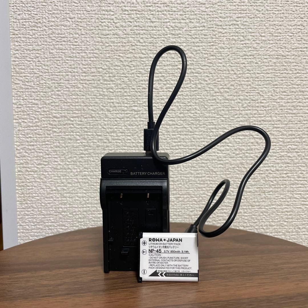 オールドコンデジ】 FUJIFILM FinePix Z950EXR