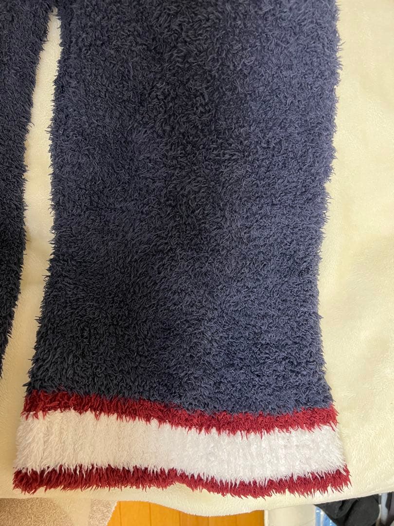 ジェラートピケ テディベア刺繍ネイビーVネック