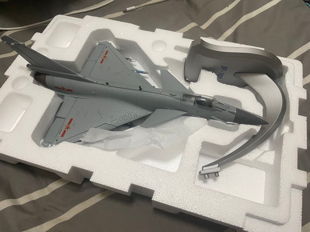 希少品】J-10C 戦闘機 中国人民解放軍 空軍 1/48 精密モデル