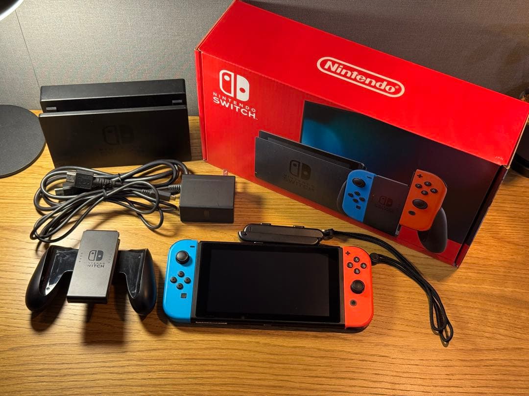 D*i様 Nintendo Switch 本体 ネオンブルーネオンレッド 豪華オ