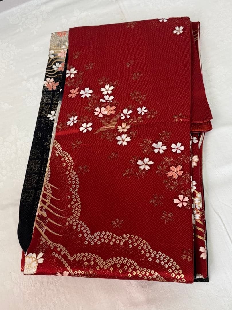 極美品] 振袖 正絹 桜 鶴 紅 白 黒 高身長 成人式 結婚式