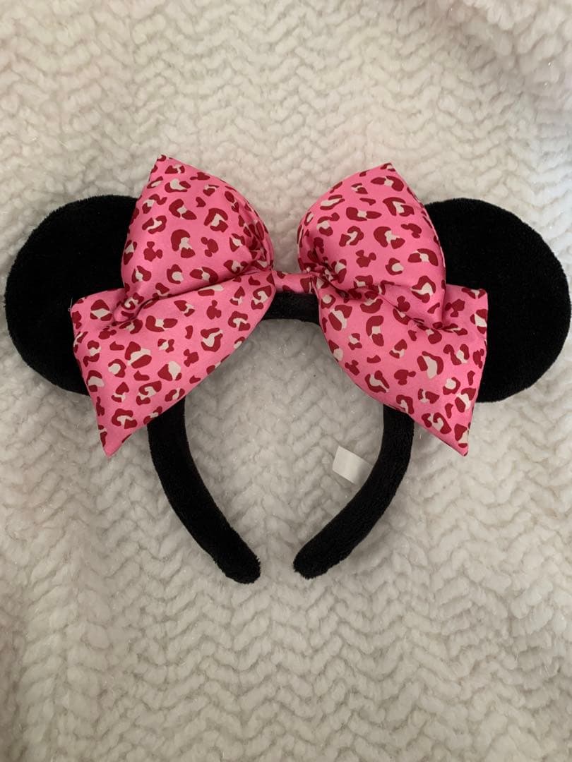 ヒョウ柄カチューシャ ピンクリボンレオパード
