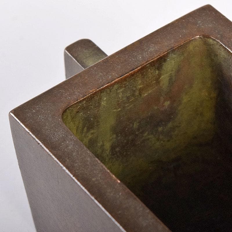 中国 大明宣徳年製 古銅 四方双耳香炉 馬槽爐 V 8638E - メルカリ