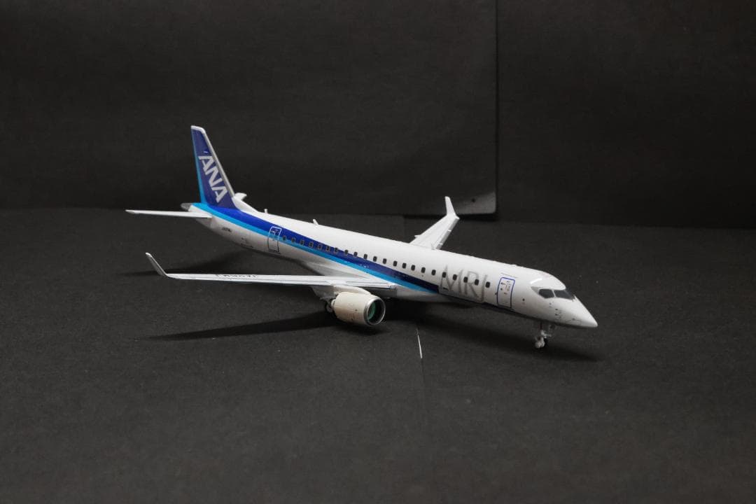 1/200 全日空商事 MRJ90 飛行試験5号機