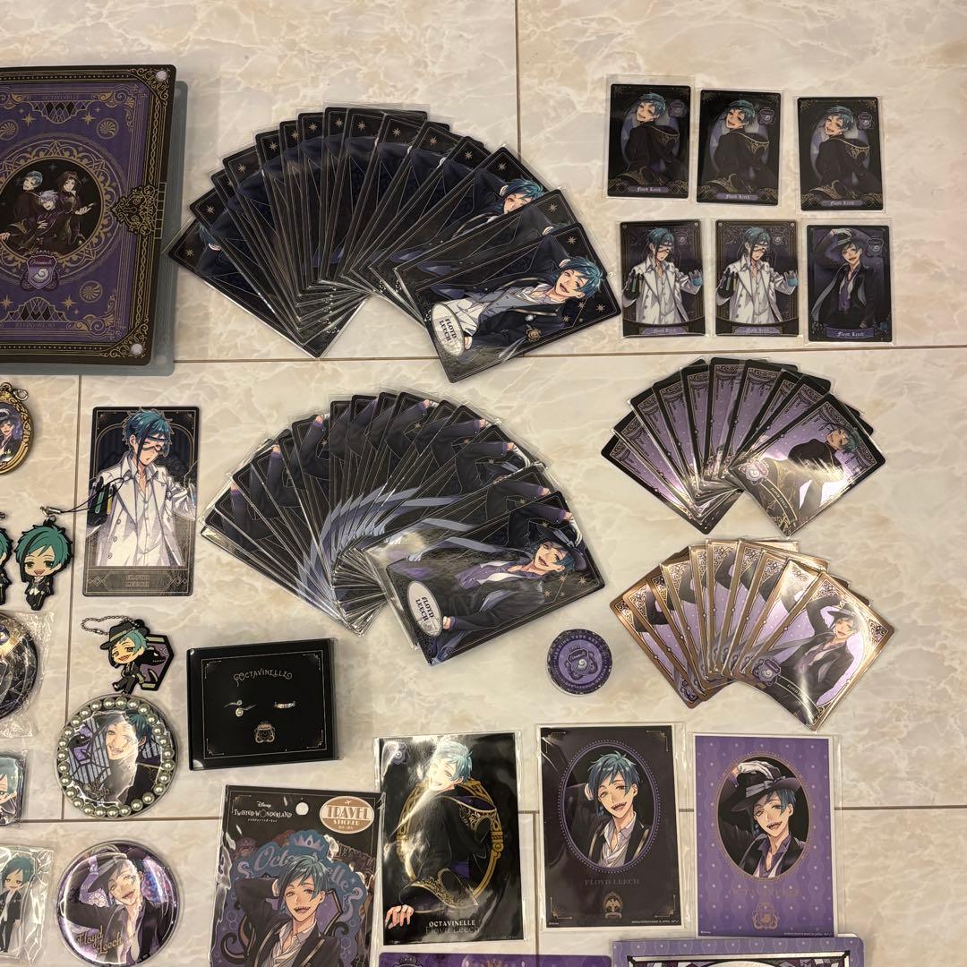 ツイステ　フロイド　まとめ売り