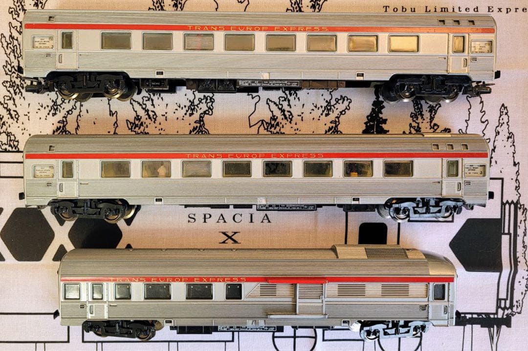 HOゲージのTEE（トランス・ヨーロッパ・エクスプレス）車両6両セット