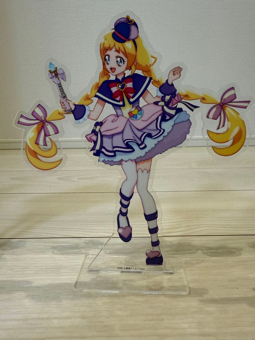 【開封済み】わんだふるぷりきゅあ　しあわせえぼりゅ〜しょん　アクリルスタンド